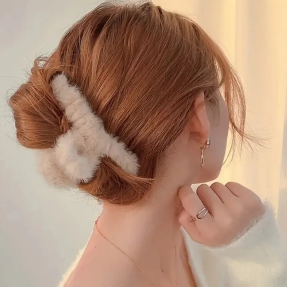 Plush hair claw clip hair accessories